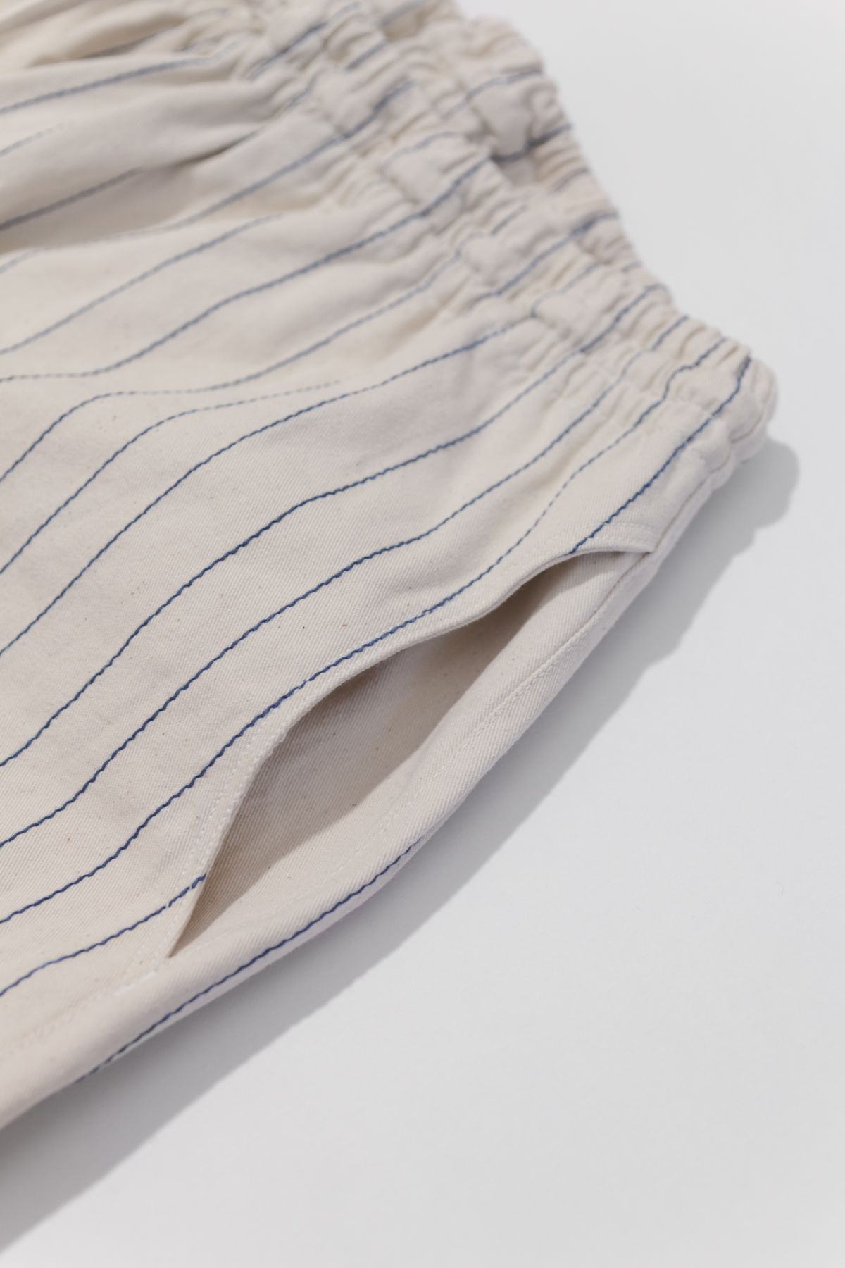 pants 10/ S01/ 2026 — product view 3