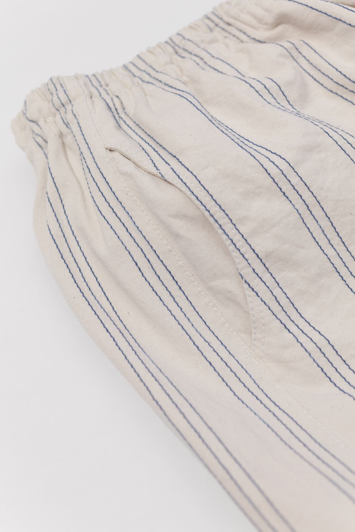 pants 11/ S01/ 2026 — product view 3